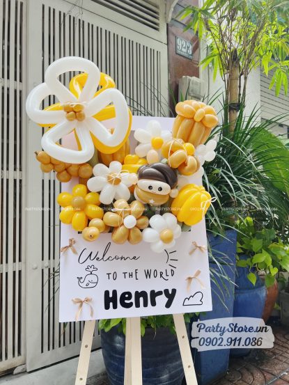 Bảng hoa bong bóng chào mừng bé, chủ đề Welcome Baby, tone vàng trắng - Henry