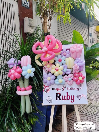 Bảng hoa bong bóng sinh nhật cho bé Gái, tone hồng pastel - Ruby