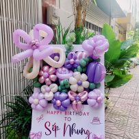 Bảng hoa bong bóng sinh nhật dành tặng sếp, tone tím pastel – Sếp Nhung