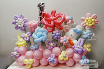 Khu vườn hoa bong bóng sinh nhật tone màu pastel