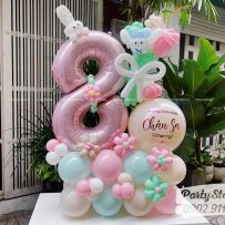 Trụ bong bóng sinh nhật tạo hình chủ đề bé Thỏ, tone màu pastel